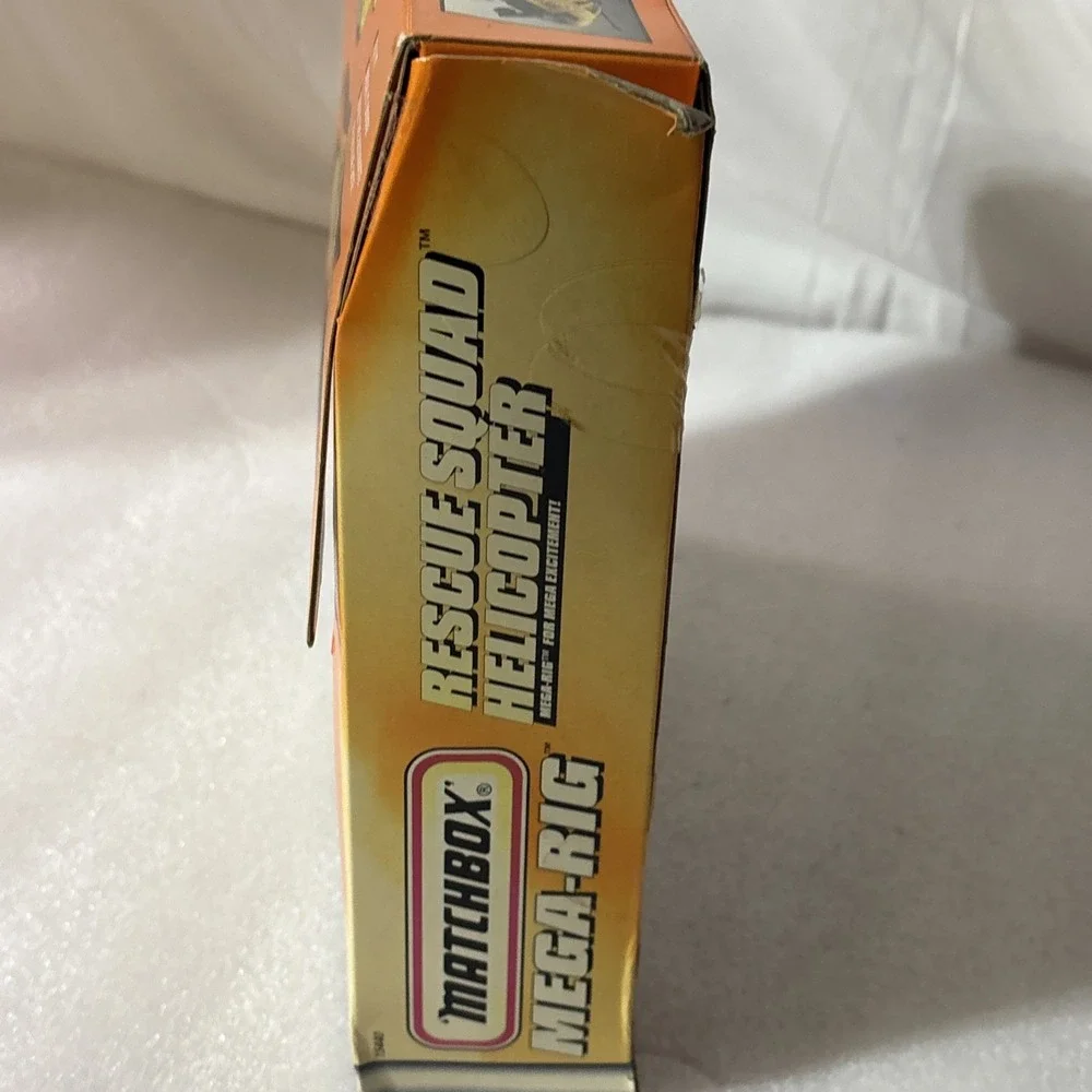 Vintage 1997 Mattel Inc. Matchbox‎ Mega Rig Rescue Squad Helicopter .